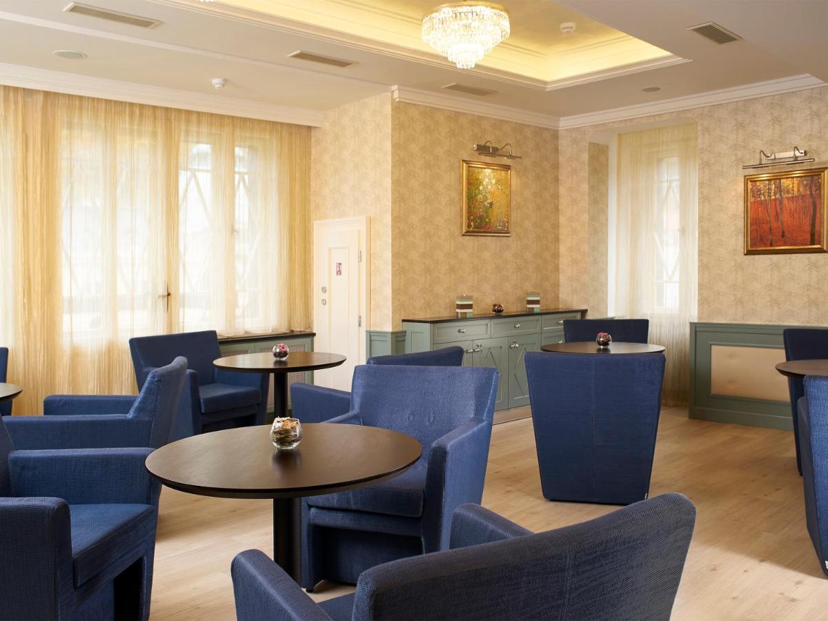 Ea Apartmany Mozart Карловы Вары Экстерьер фото