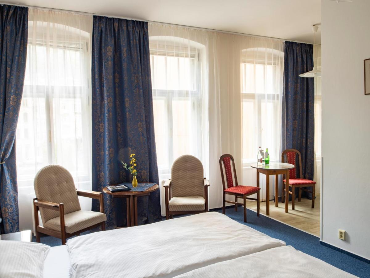 Ea Apartmany Mozart Карловы Вары Экстерьер фото