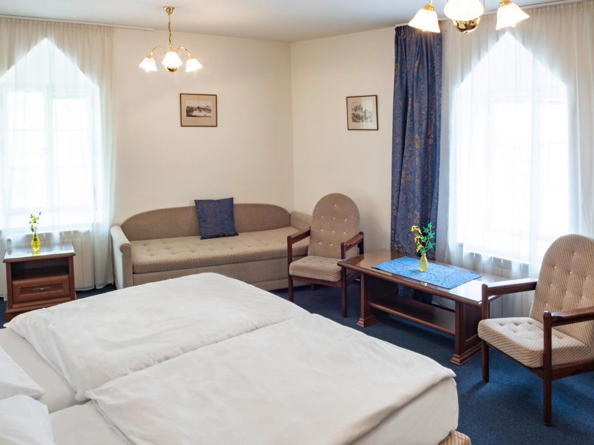 Ea Apartmany Mozart Карловы Вары Экстерьер фото